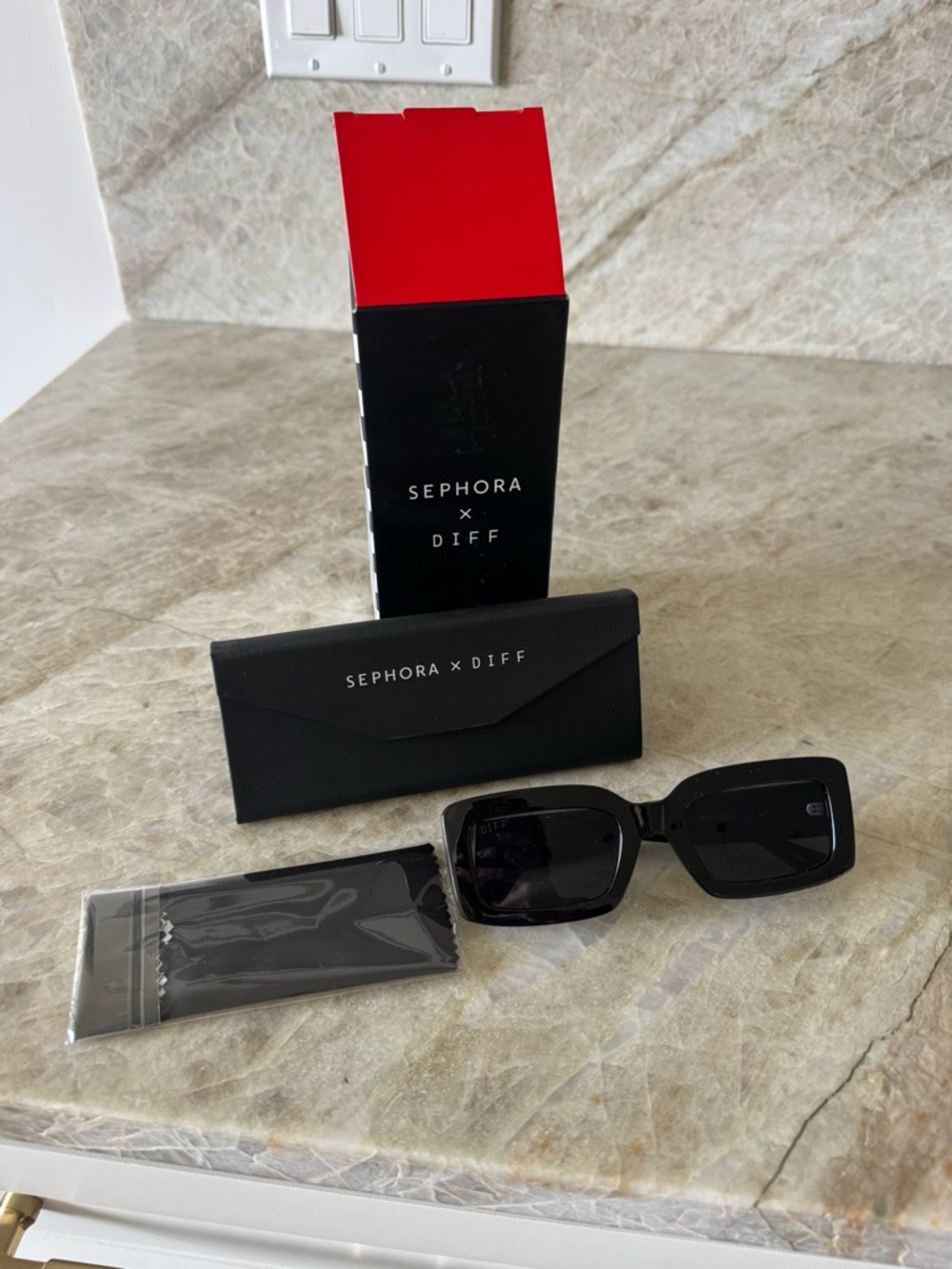 Diff Eyewear x Sephora Black Rectangular Sunglasses